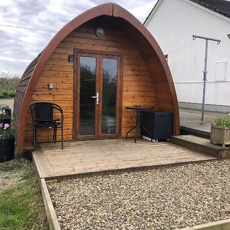The Rainbow Pod Βίλα Milltown Malbay Εξωτερικό φωτογραφία