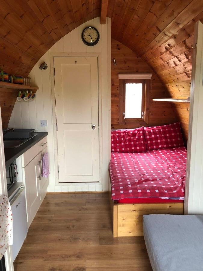 The Rainbow Pod Βίλα Milltown Malbay Εξωτερικό φωτογραφία