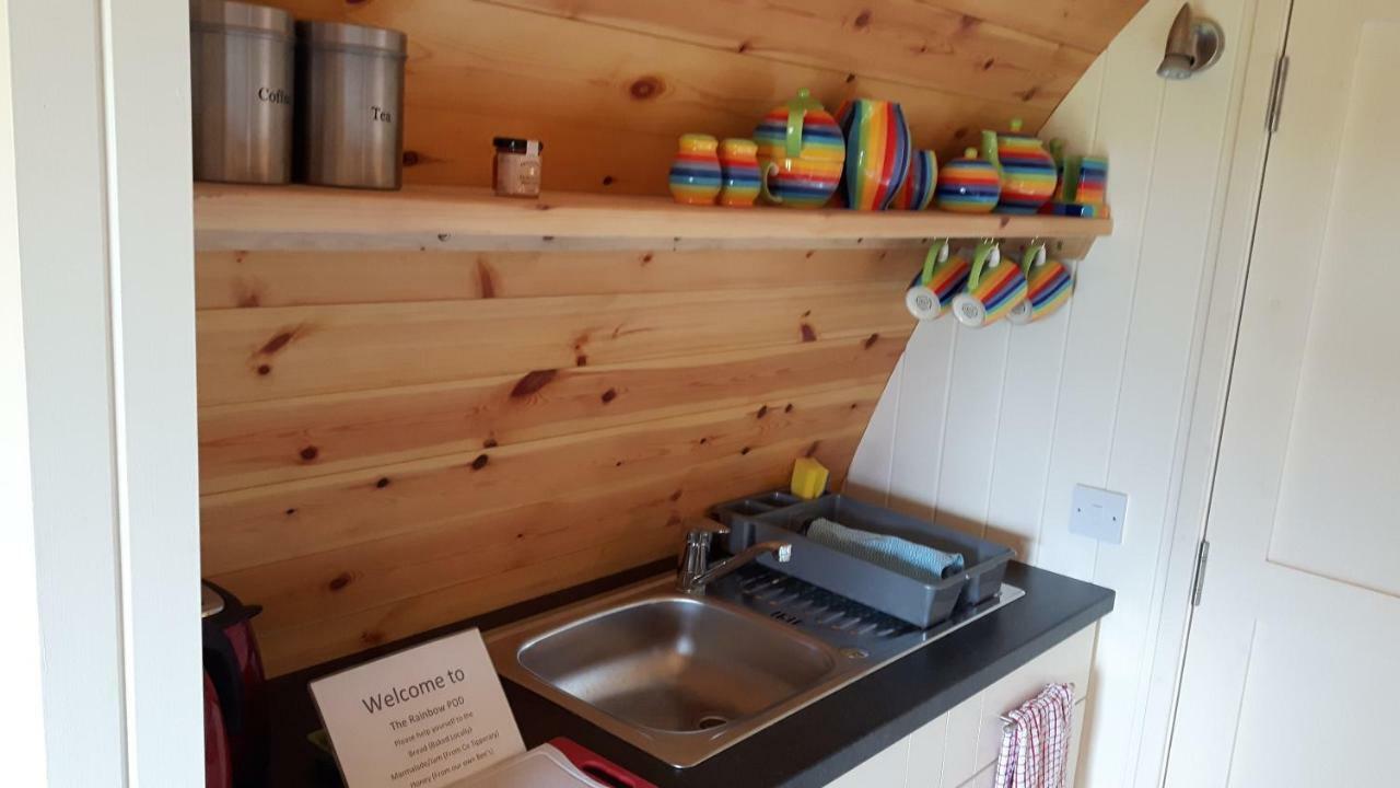 The Rainbow Pod Βίλα Milltown Malbay Εξωτερικό φωτογραφία