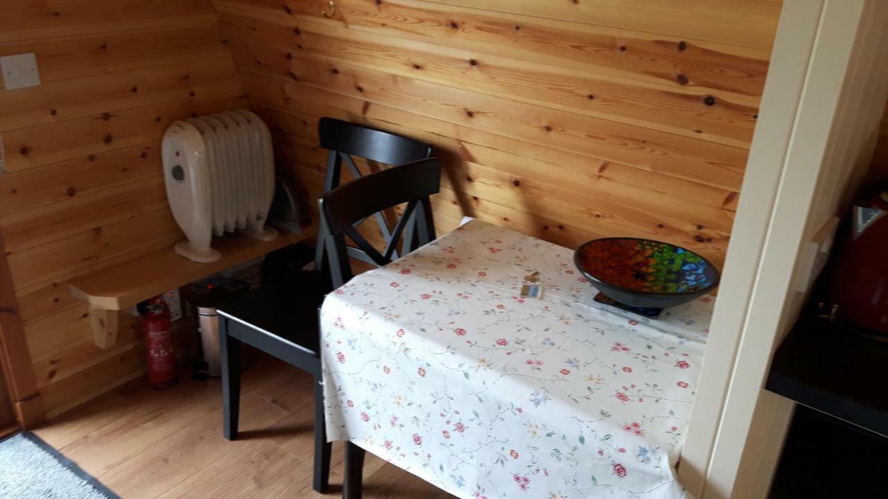 The Rainbow Pod Βίλα Milltown Malbay Εξωτερικό φωτογραφία